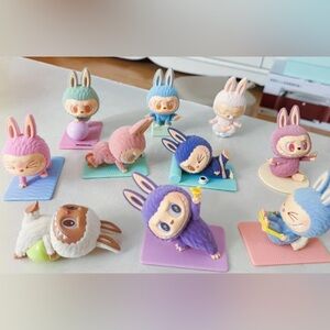 Popmart Lazy Yoga LABUBU SET